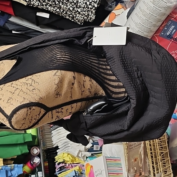 Handbags - Nwt Black Or Cream Quilted Shoulder Bag